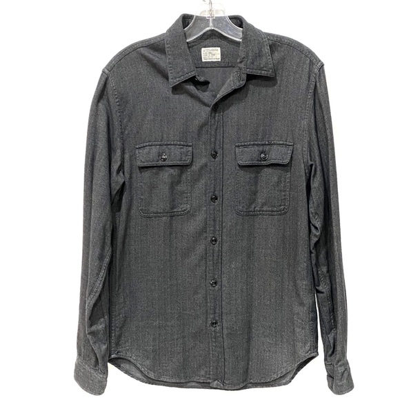 ❌SOLD❌Crew Gray Herringbone Flannel Button Down S - Picture 2 of 8